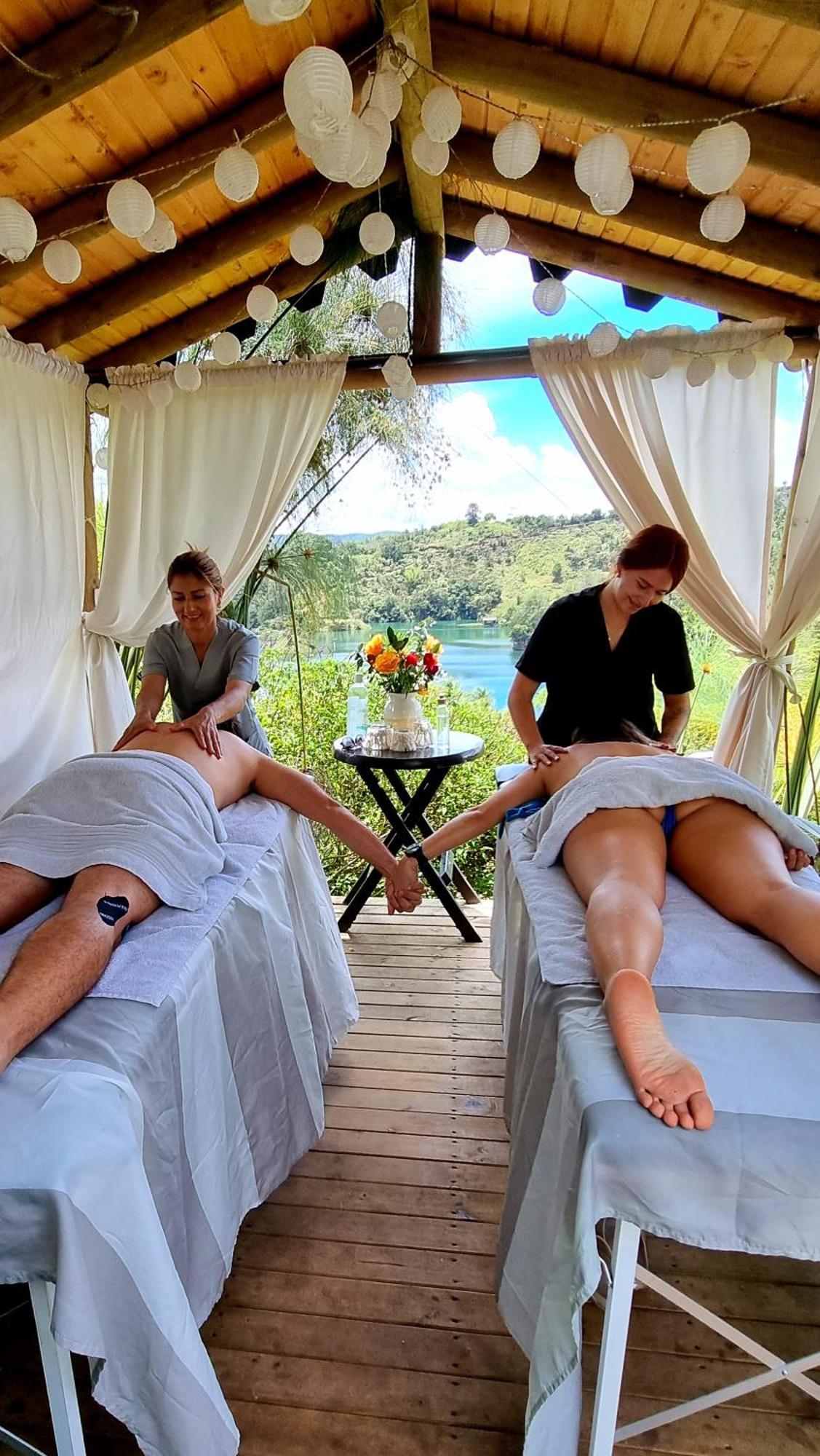 Levit Glamping - Hotel Guatape Penol (Adults Only) Екстериор снимка