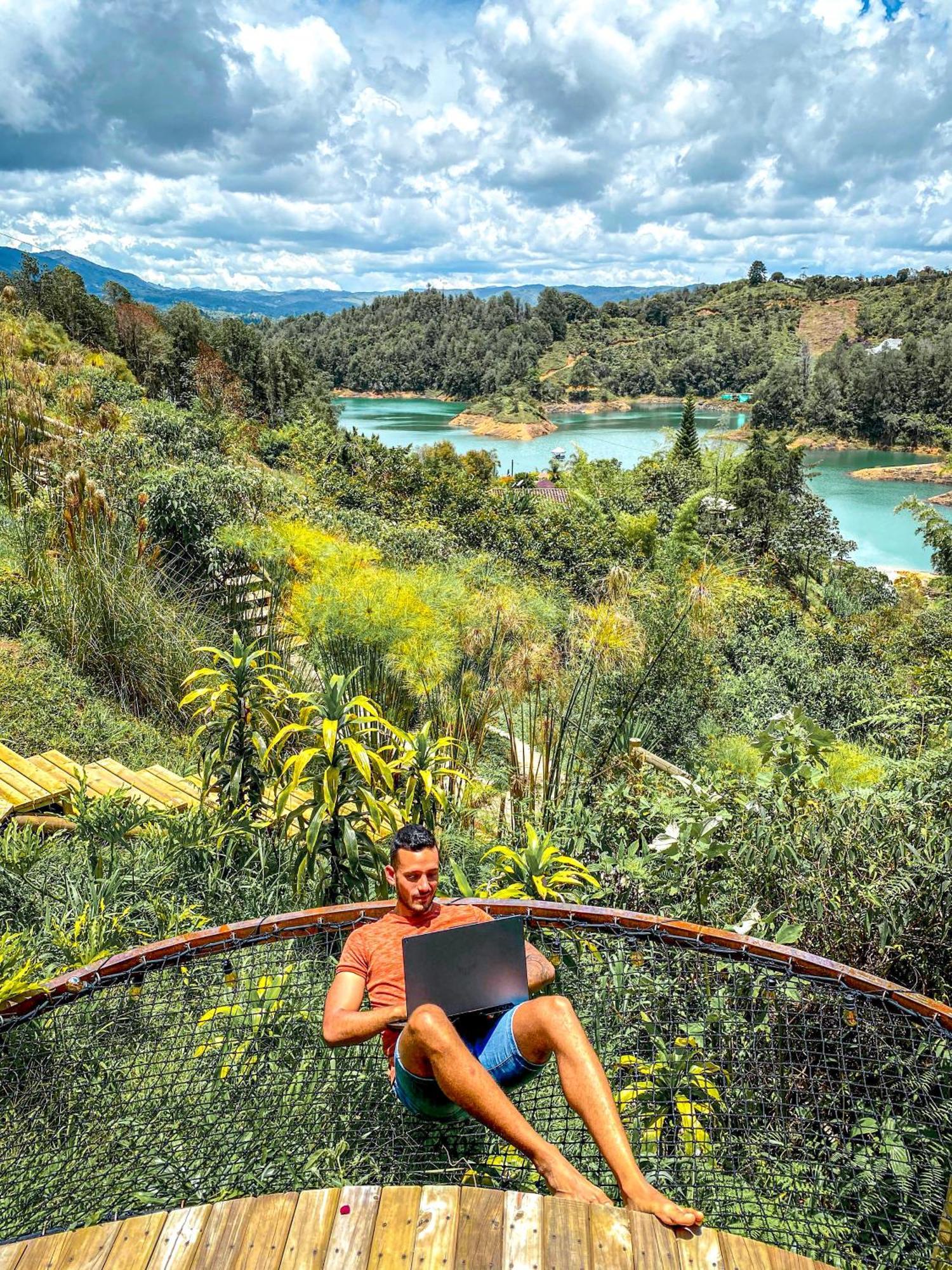 Levit Glamping - Hotel Guatape Penol (Adults Only) Екстериор снимка
