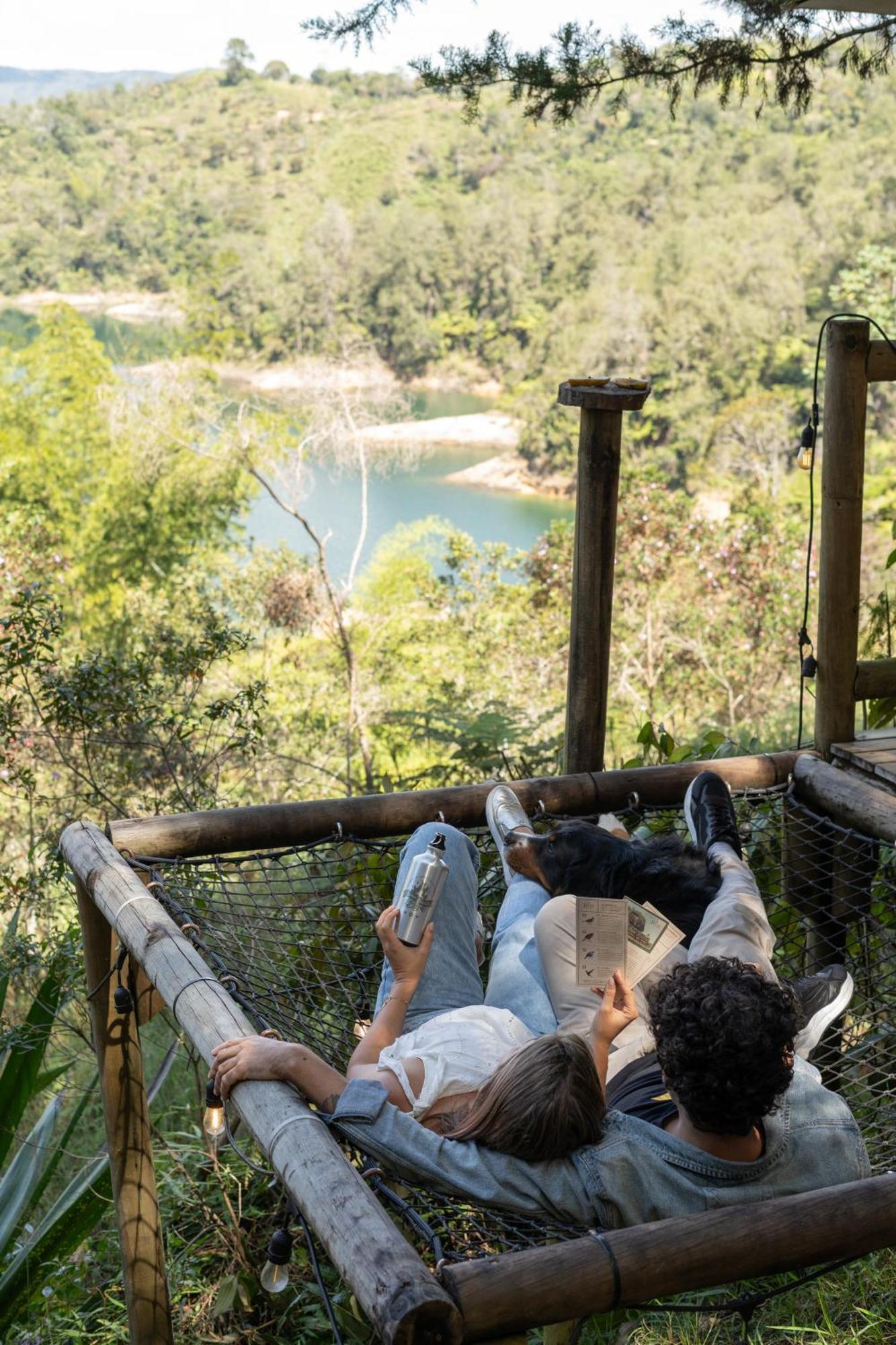 Levit Glamping - Hotel Guatape Penol (Adults Only) Екстериор снимка